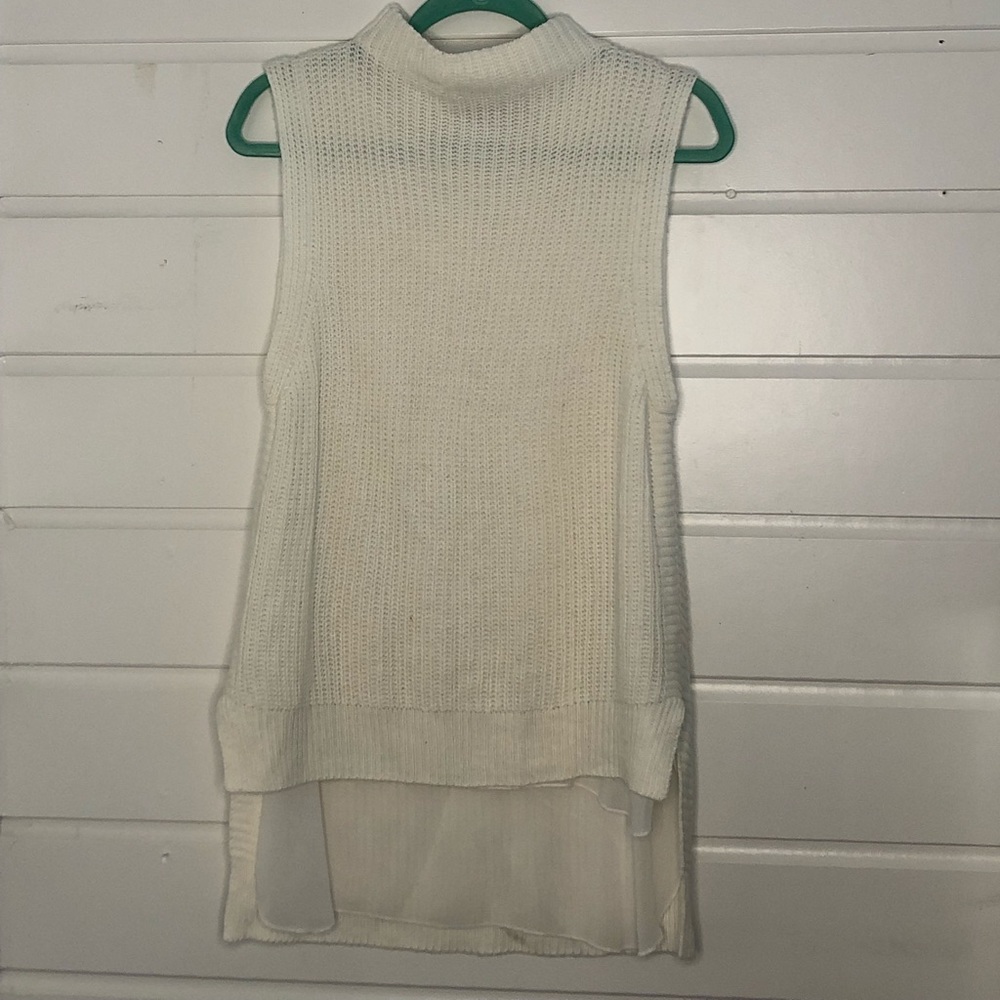 Bishop + Young chunky knit sleeveless turtleneck